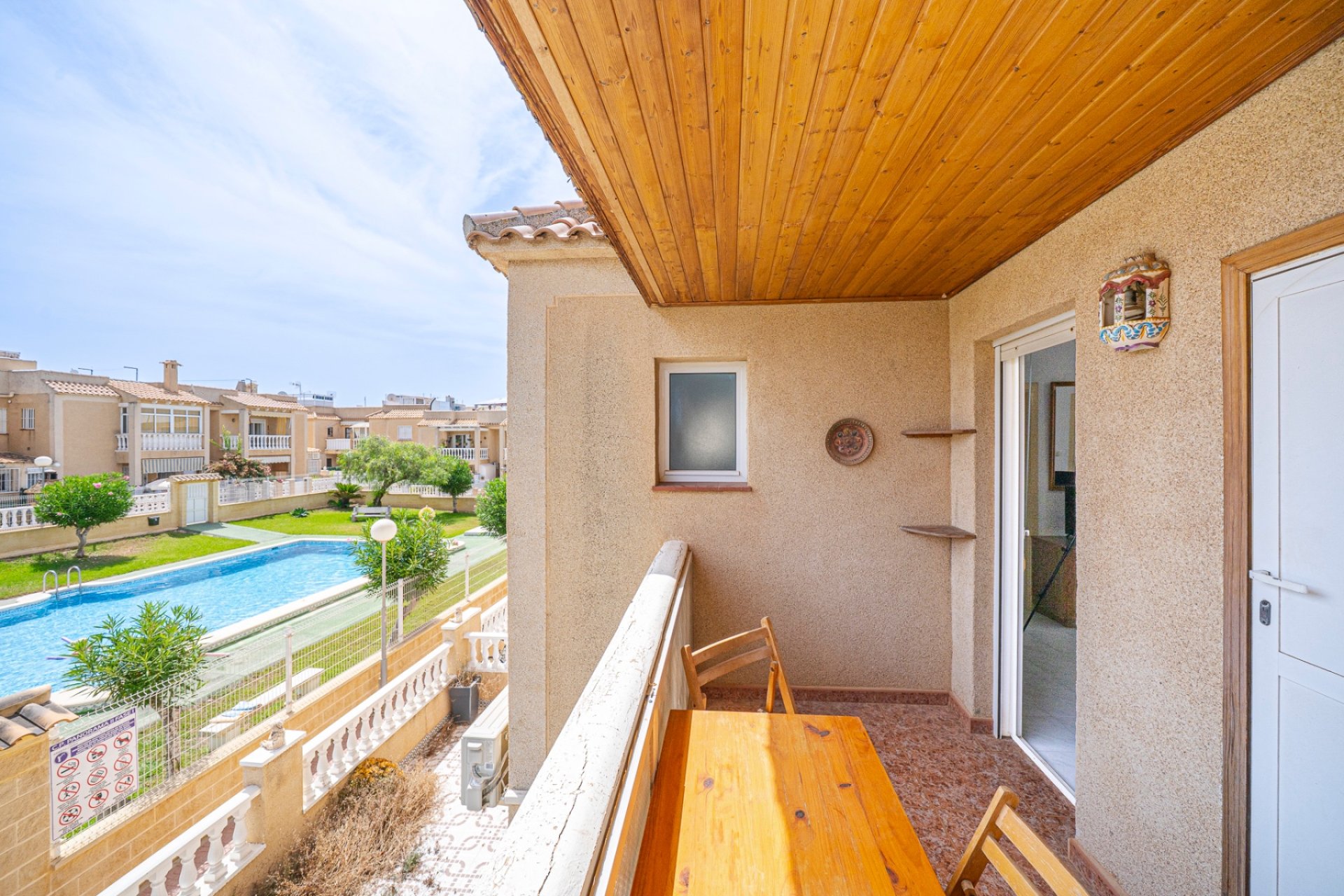 Reventa - Piso -
Torrevieja