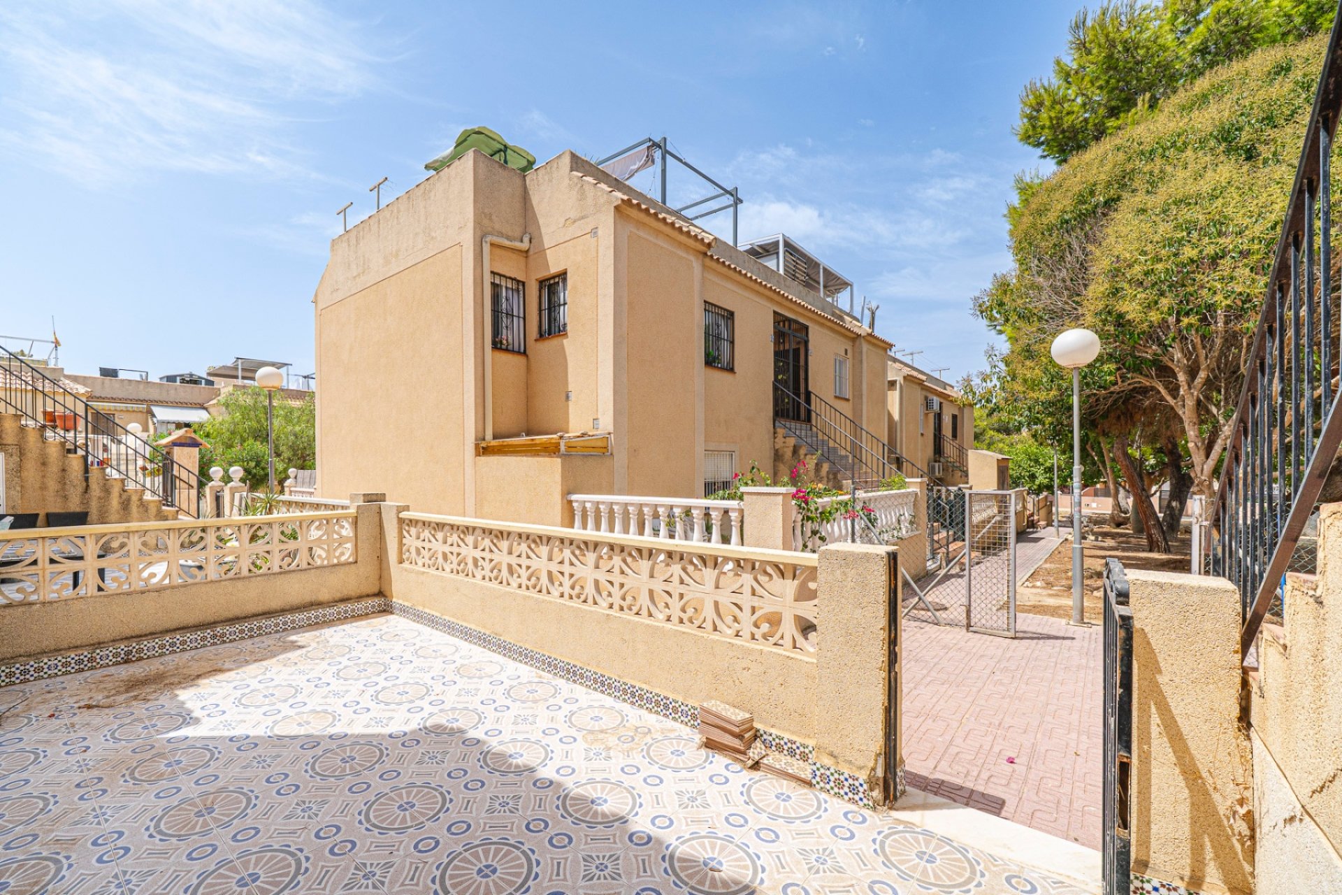 Reventa - Piso -
Torrevieja