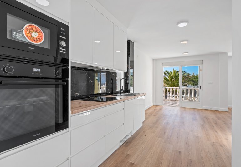 Reventa - Semi-adosado -
Benimar