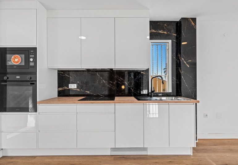 Reventa - Semi-adosado -
Benimar