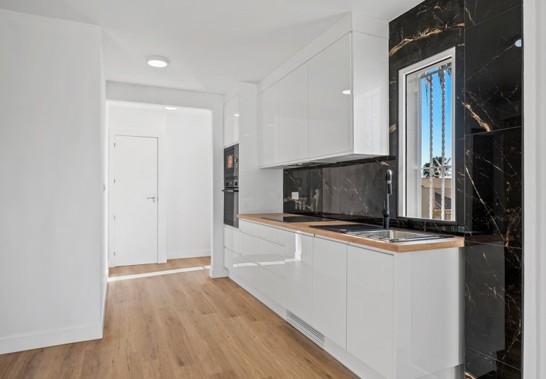 Reventa - Semi-adosado -
Benimar