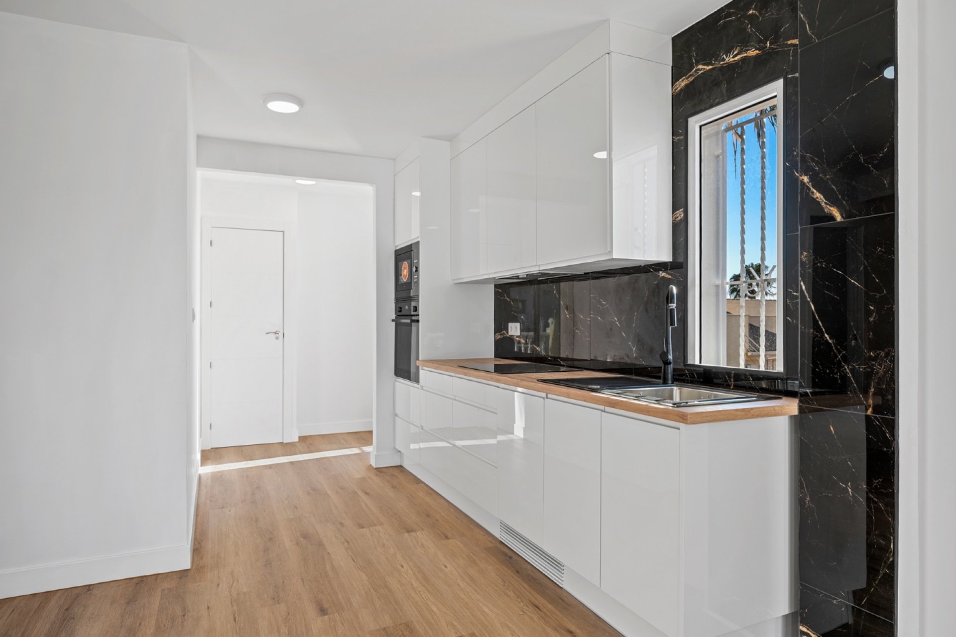 Reventa - Semi-adosado -
Benimar