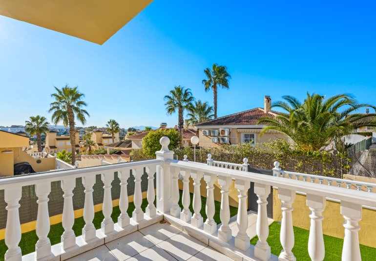 Reventa - Semi-adosado -
Benimar