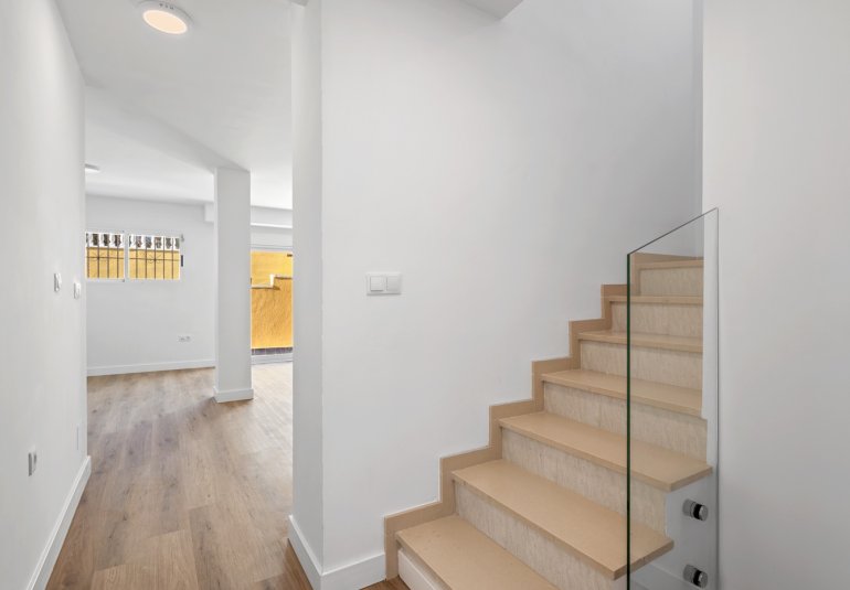 Reventa - Semi-adosado -
Benimar