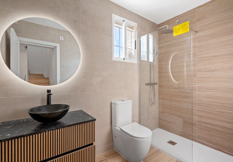 Reventa - Semi-adosado -
Benimar