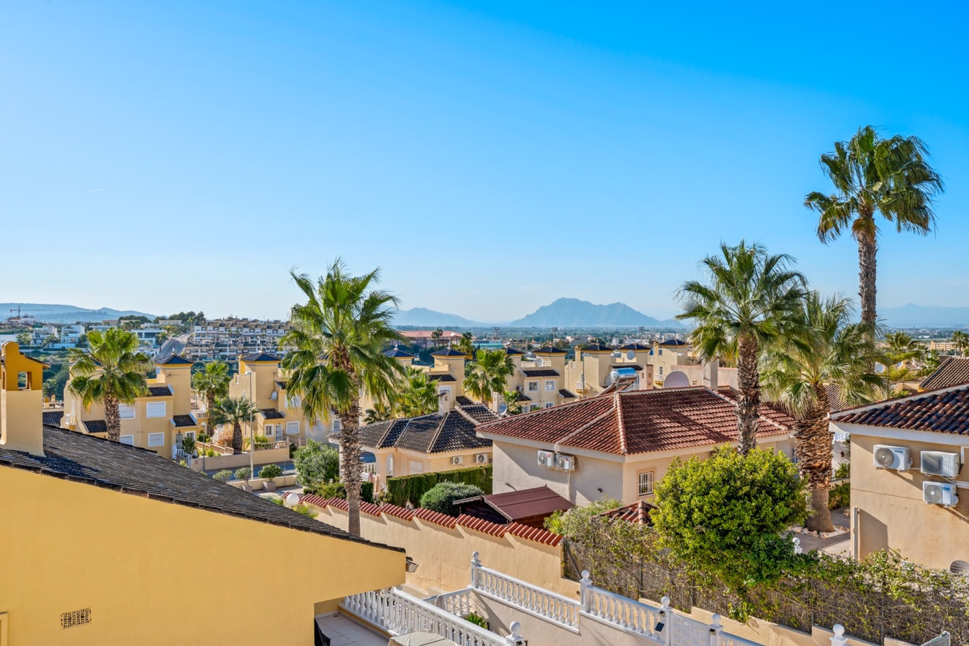 Reventa - Semi-adosado -
Benimar