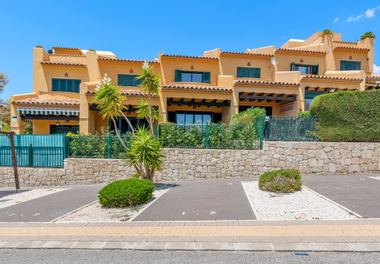 Reventa - Town House -
Finestrat - Sierra cortina