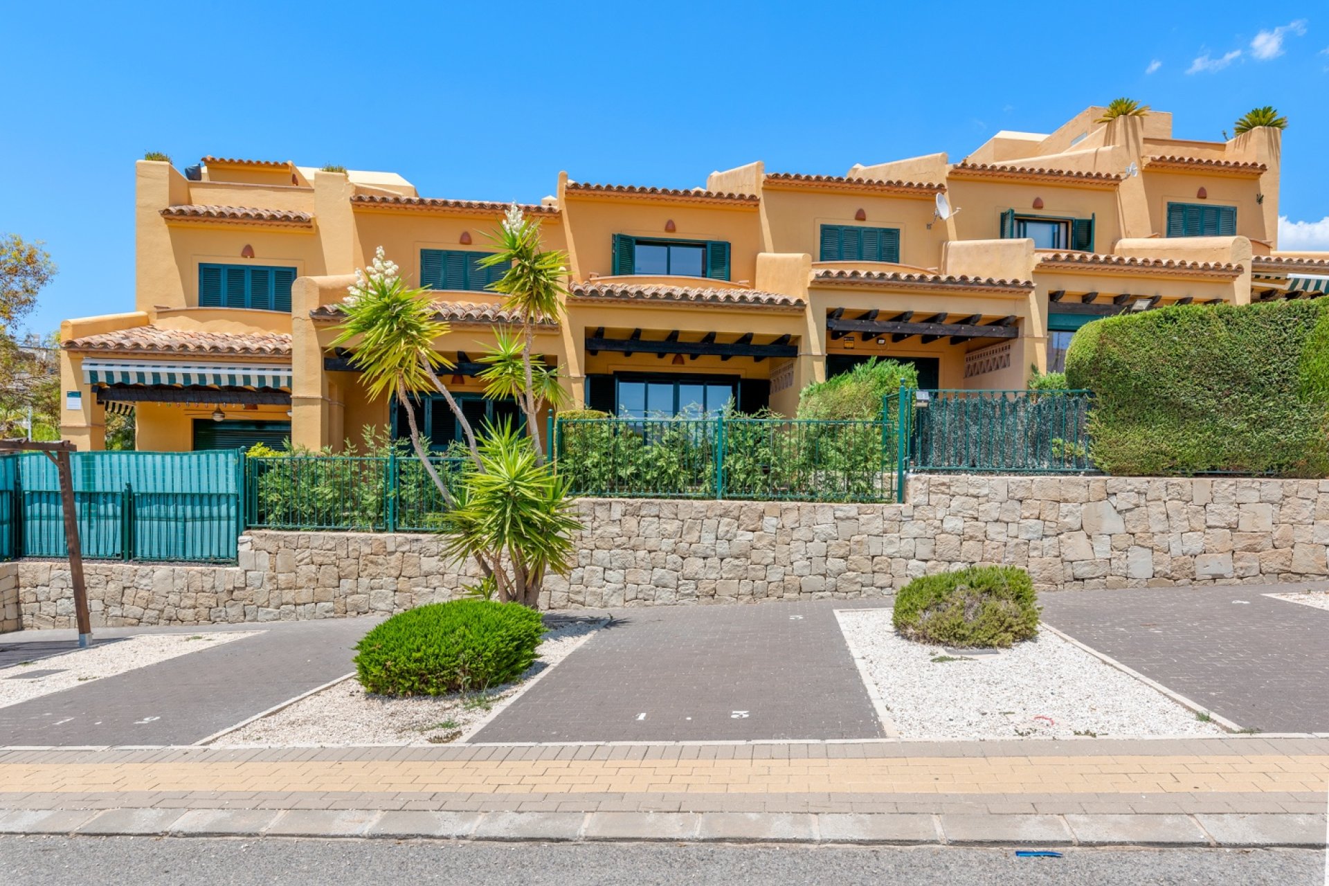 Reventa - Town House -
Finestrat - Sierra cortina