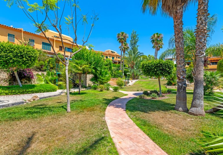 Reventa - Town House -
Finestrat - Sierra cortina