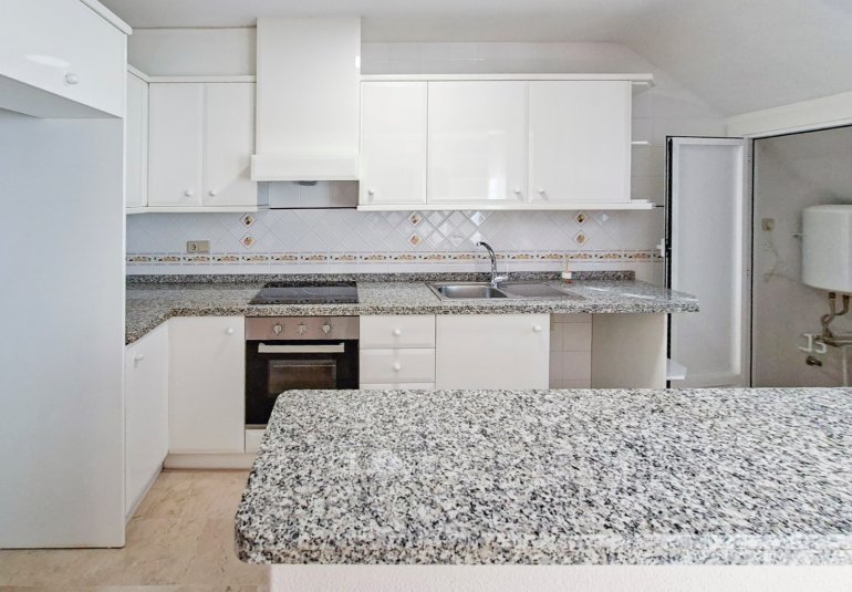 Reventa - Town House -
Villamartín