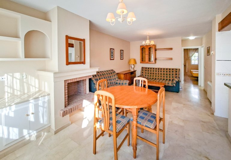 Reventa - Town House -
Villamartín