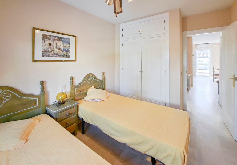 Reventa - Town House -
Villamartín