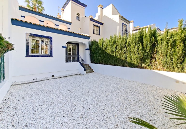 Reventa - Town House -
Villamartín