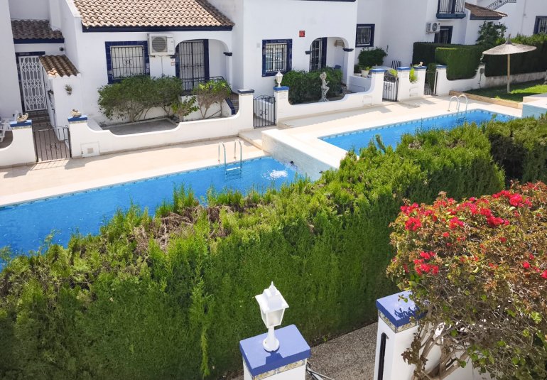 Reventa - Town House -
Villamartín