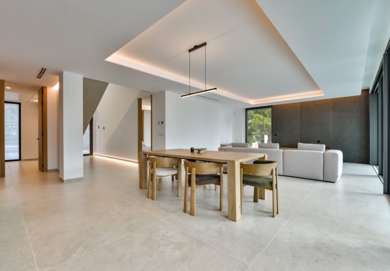 Reventa - Villa -
Altea