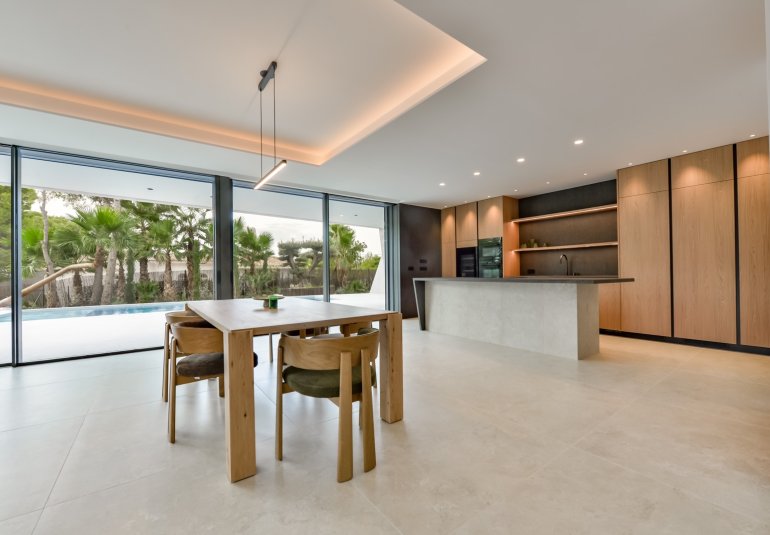 Reventa - Villa -
Altea