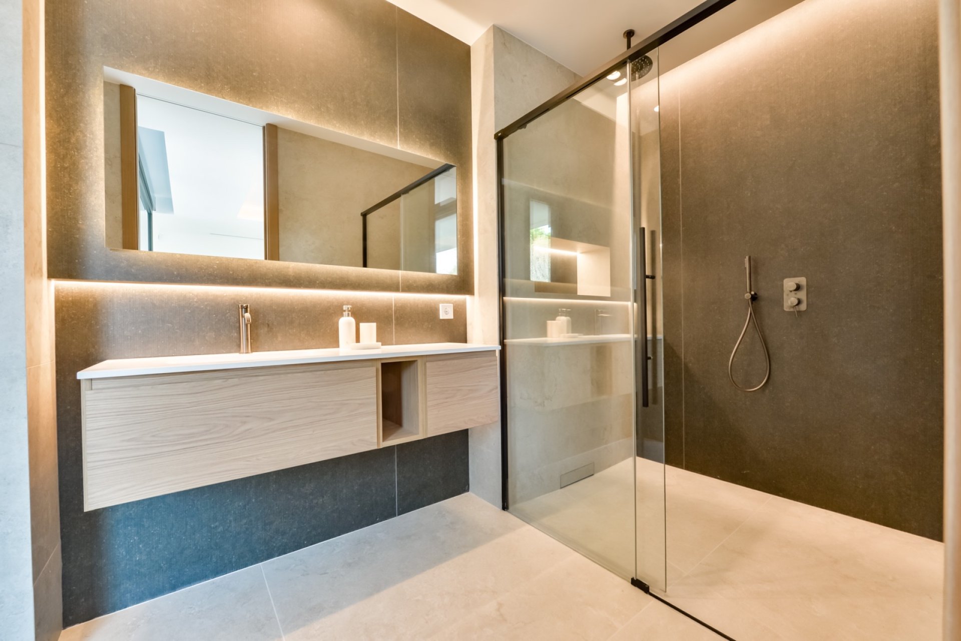 Reventa - Villa -
Altea
