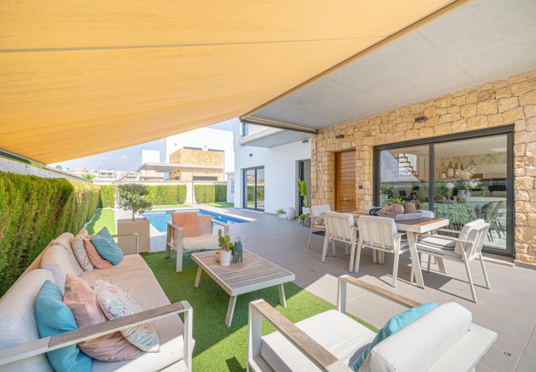 Reventa - Villa -
Ciudad Quesada - Rojales - Lo Pepín