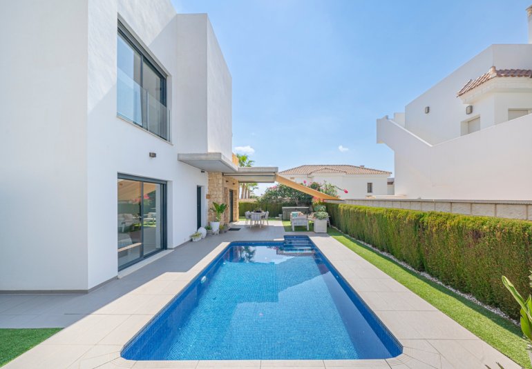 Reventa - Villa -
Ciudad Quesada - Rojales - Lo Pepín