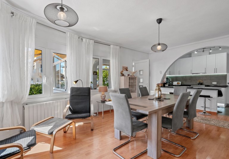 Reventa - Villa -
Ciudad Quesada - Rojales - Rojales