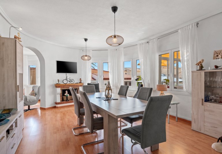 Reventa - Villa -
Ciudad Quesada - Rojales - Rojales