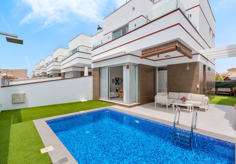 Reventa - Villa -
Ciudad Quesada - Rojales - Rojales
