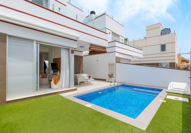 Reventa - Villa -
Ciudad Quesada - Rojales - Rojales