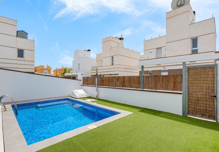 Reventa - Villa -
Ciudad Quesada - Rojales - Rojales