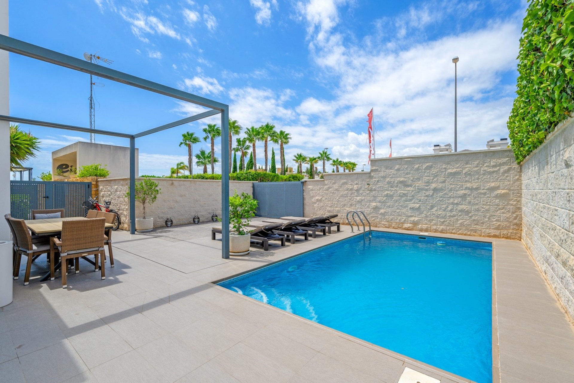 Reventa - Villa -
Ciudad Quesada - Rojales - Rojales
