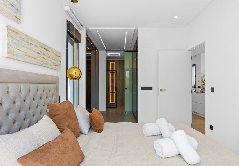Reventa - Villa -
El Campello - El Amerador
