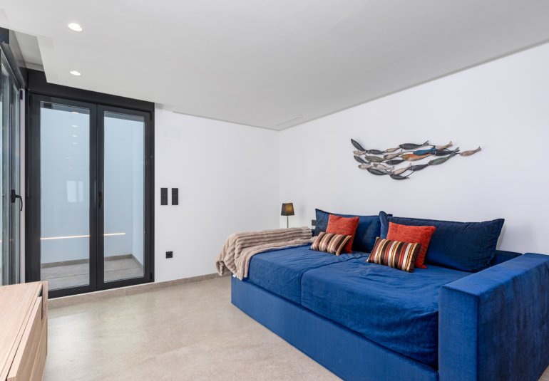 Reventa - Villa -
El Campello - El Amerador