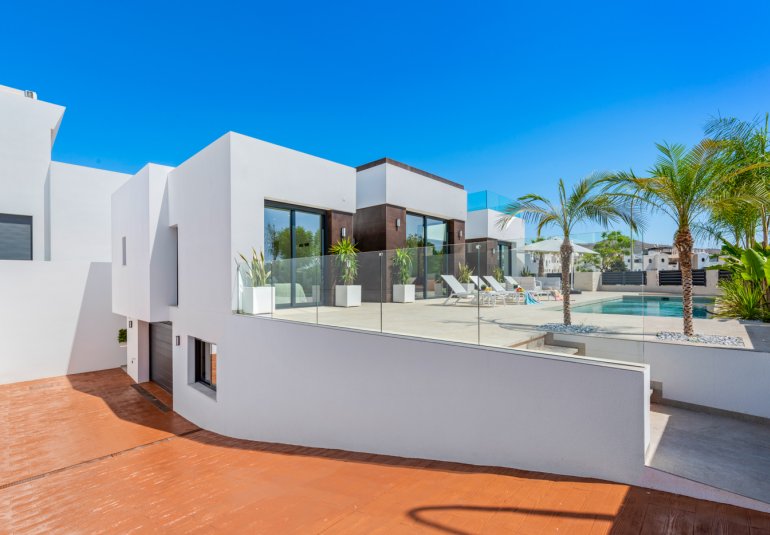 Reventa - Villa -
El Campello - El Amerador