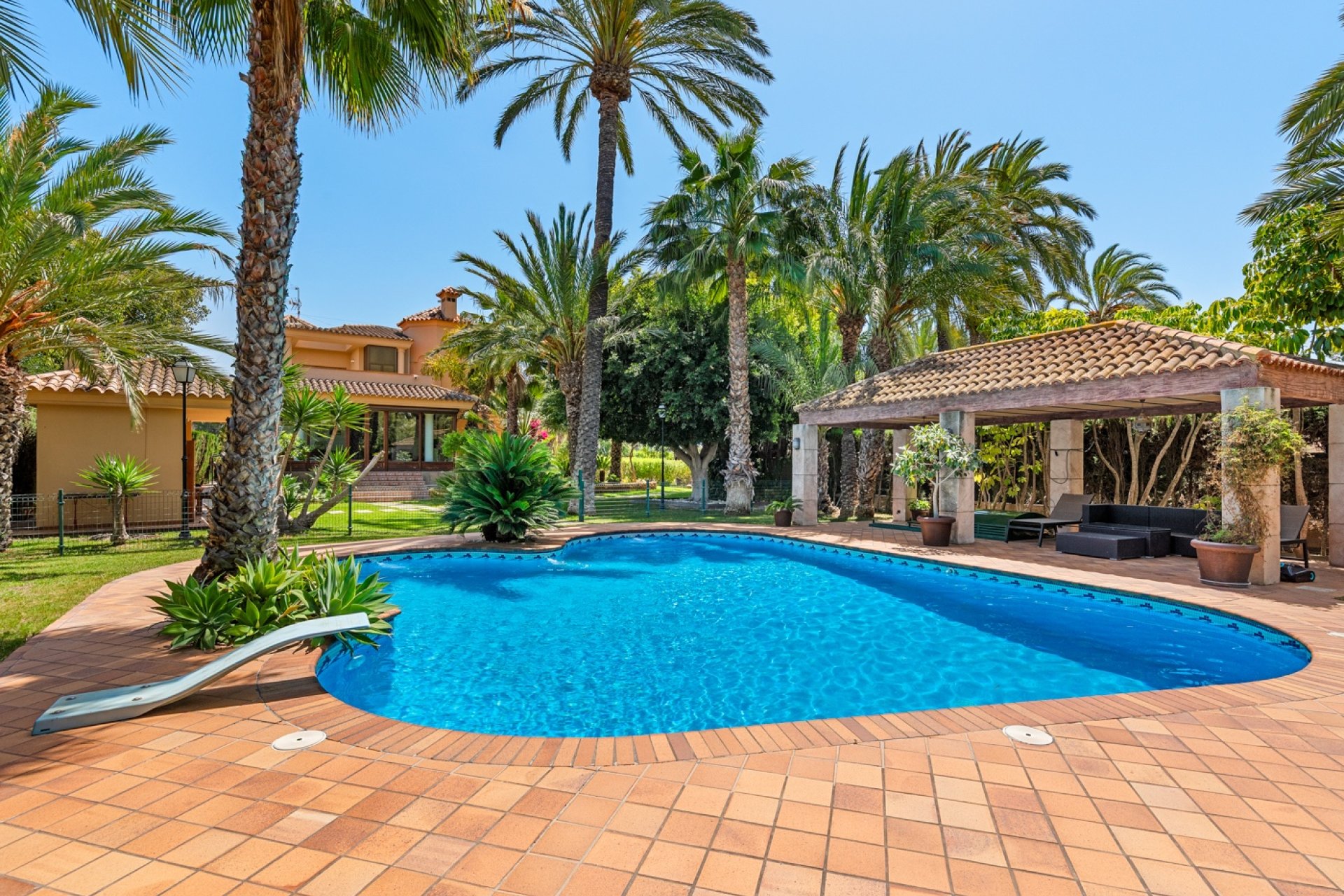 Reventa - Villa -
Elche/Elx