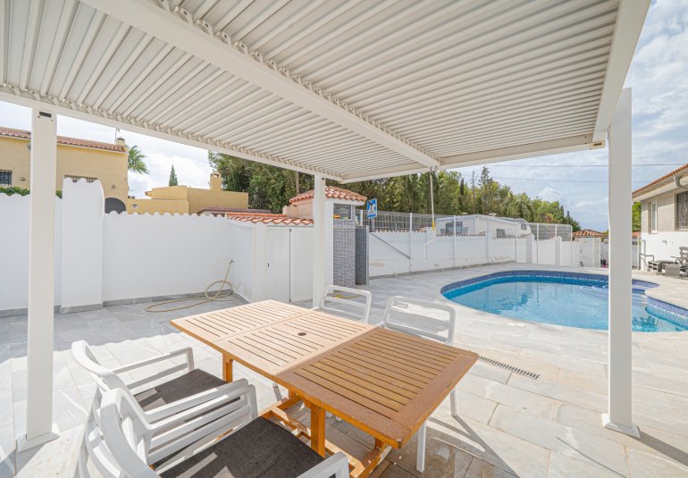 Reventa - Villa -
La Nucía - Panorama