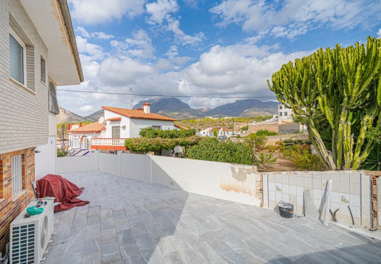 Reventa - Villa -
La Nucía - Panorama