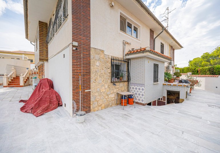 Reventa - Villa -
La Nucía - Panorama