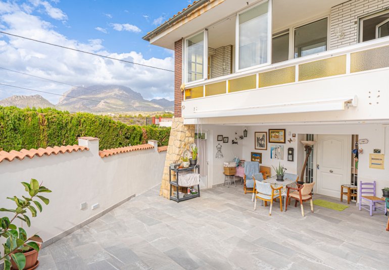 Reventa - Villa -
La Nucía - Panorama