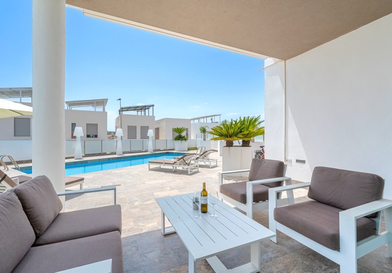 Reventa - Villa -
Orihuela Costa - Villamartín