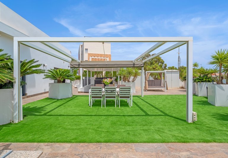 Reventa - Villa -
Orihuela Costa - Villamartín