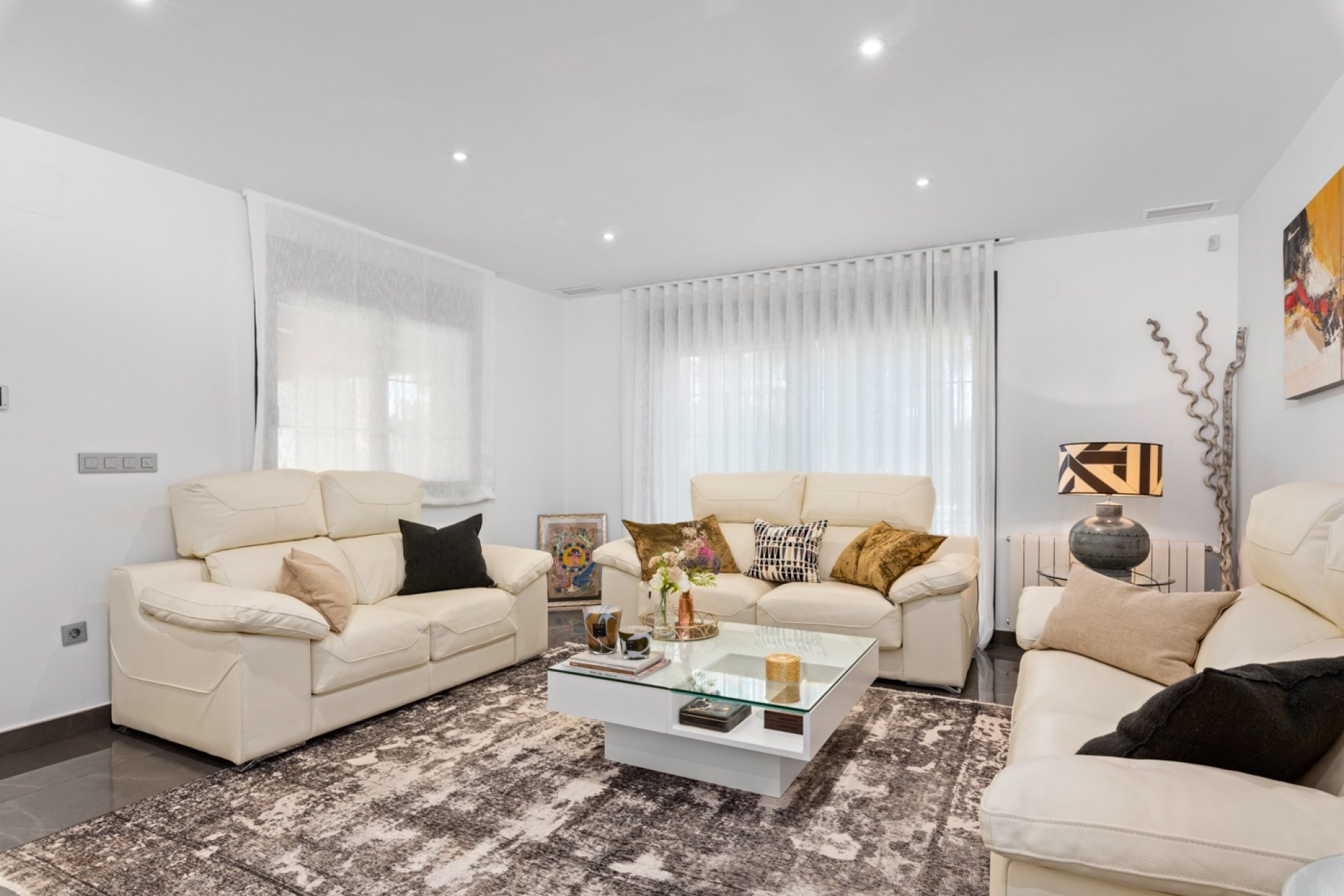 Reventa - Villa -
San Juan Alicante - Frank Espinós