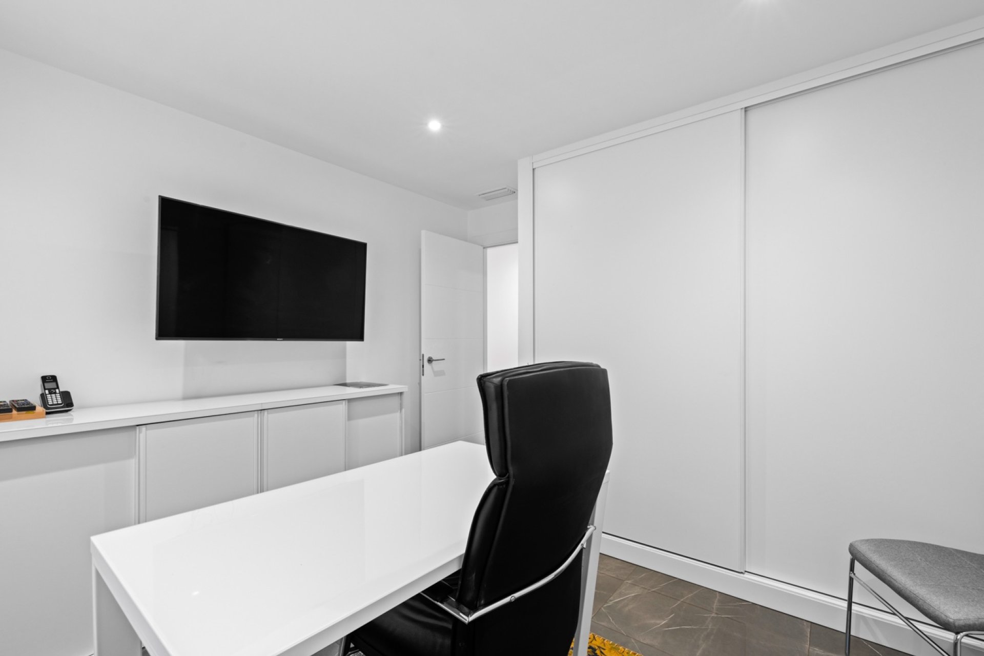 Reventa - Villa -
San Juan Alicante - Frank Espinós