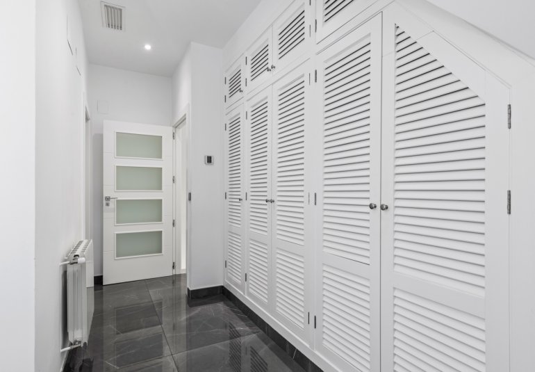Reventa - Villa -
San Juan Alicante - Frank Espinós