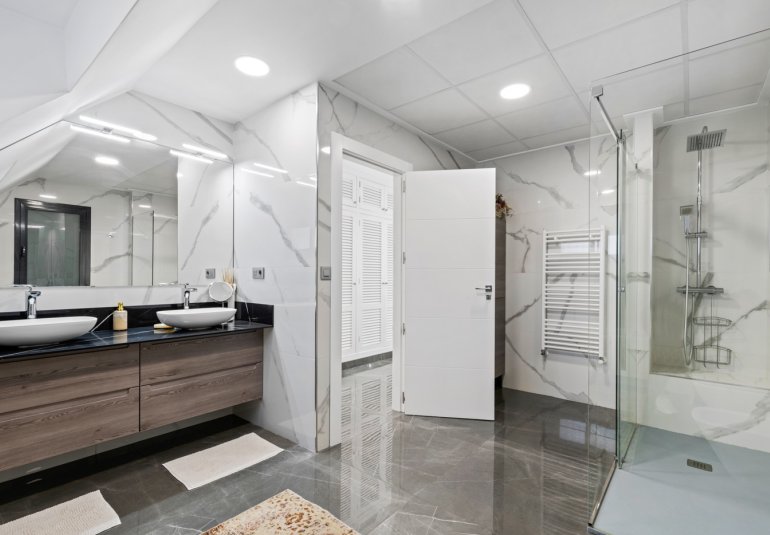 Reventa - Villa -
San Juan Alicante - Frank Espinós