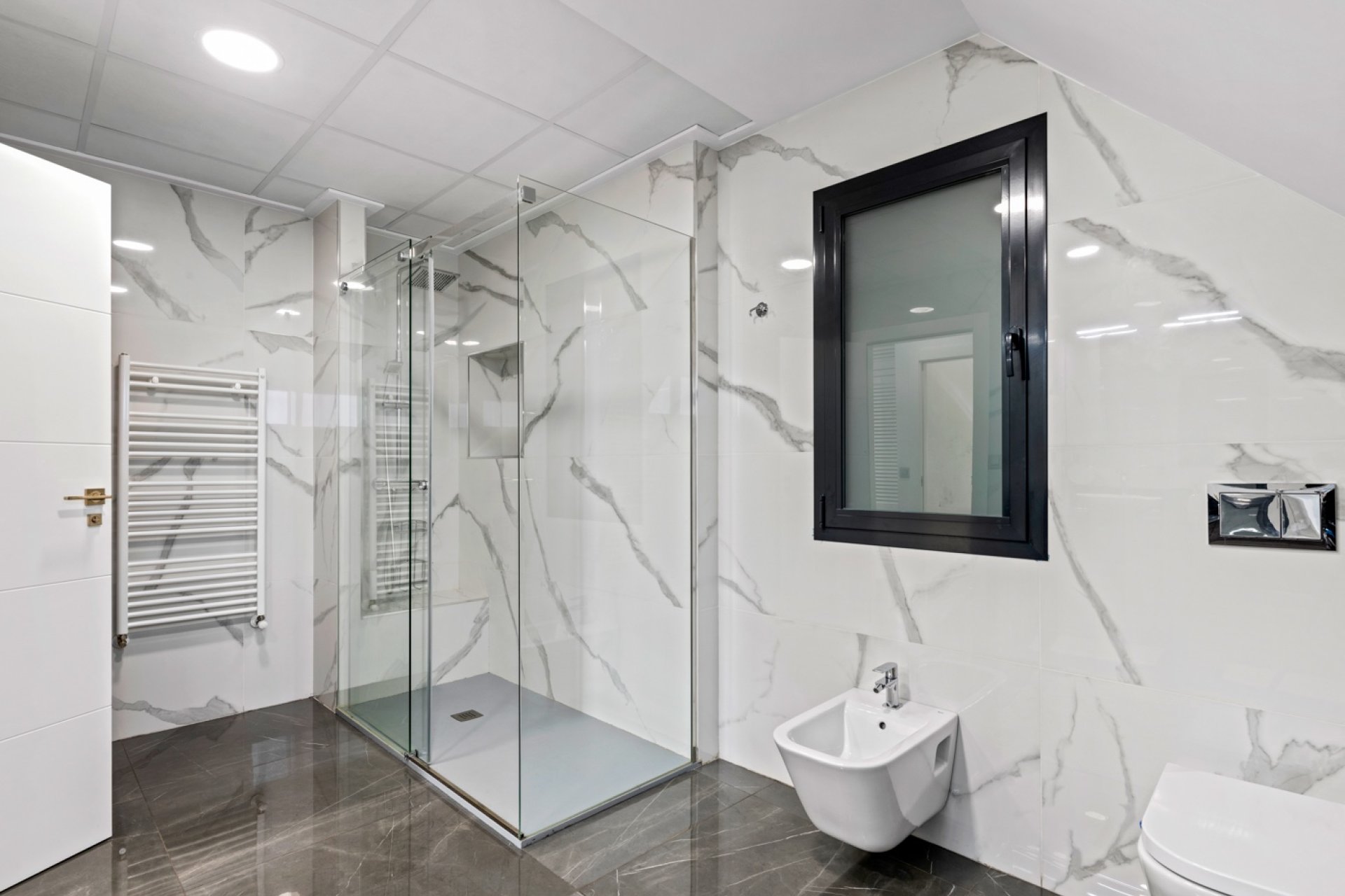 Reventa - Villa -
San Juan Alicante - Frank Espinós
