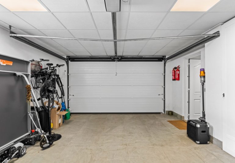 Reventa - Villa -
San Juan Alicante - Frank Espinós