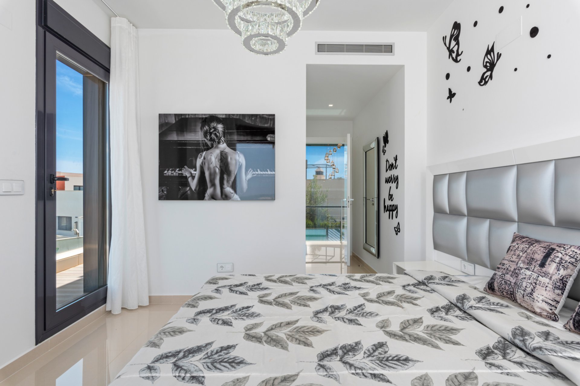 Reventa - Villa -
San Miguel - San Miguel Salinas