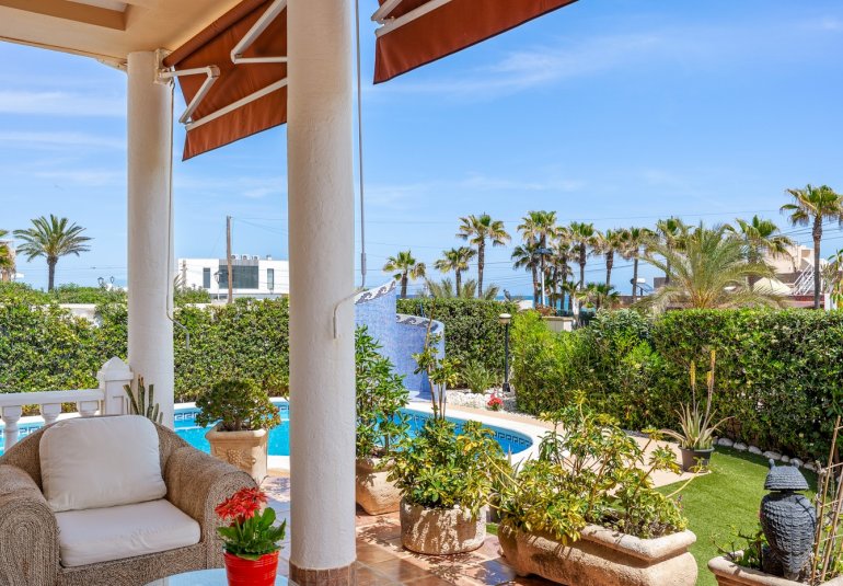 Reventa - Villa -
Torrevieja - La Mata