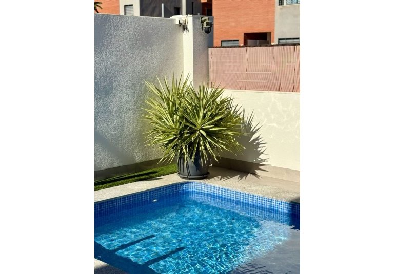 Reventa - Villa -
Torrevieja - La Mata