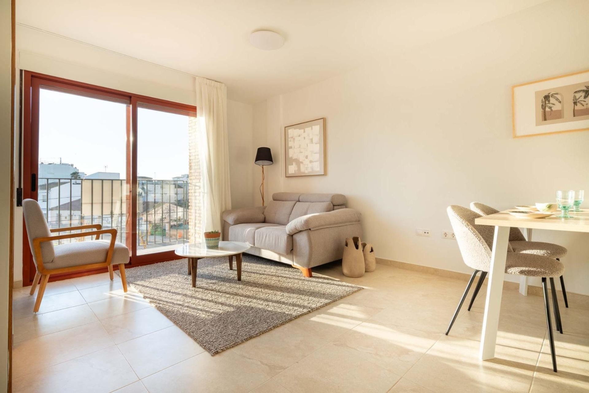 Rynek Pierwotny - Apartament -
Avileses - pueblo