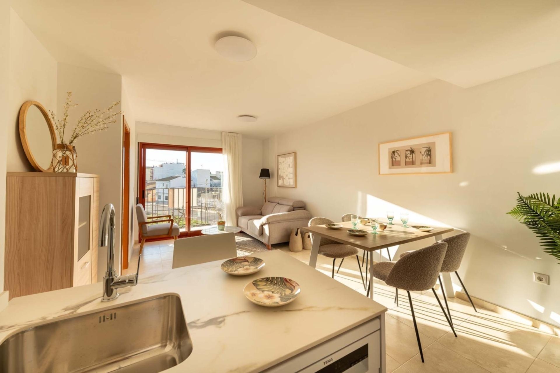 Rynek Pierwotny - Apartament -
Avileses - pueblo